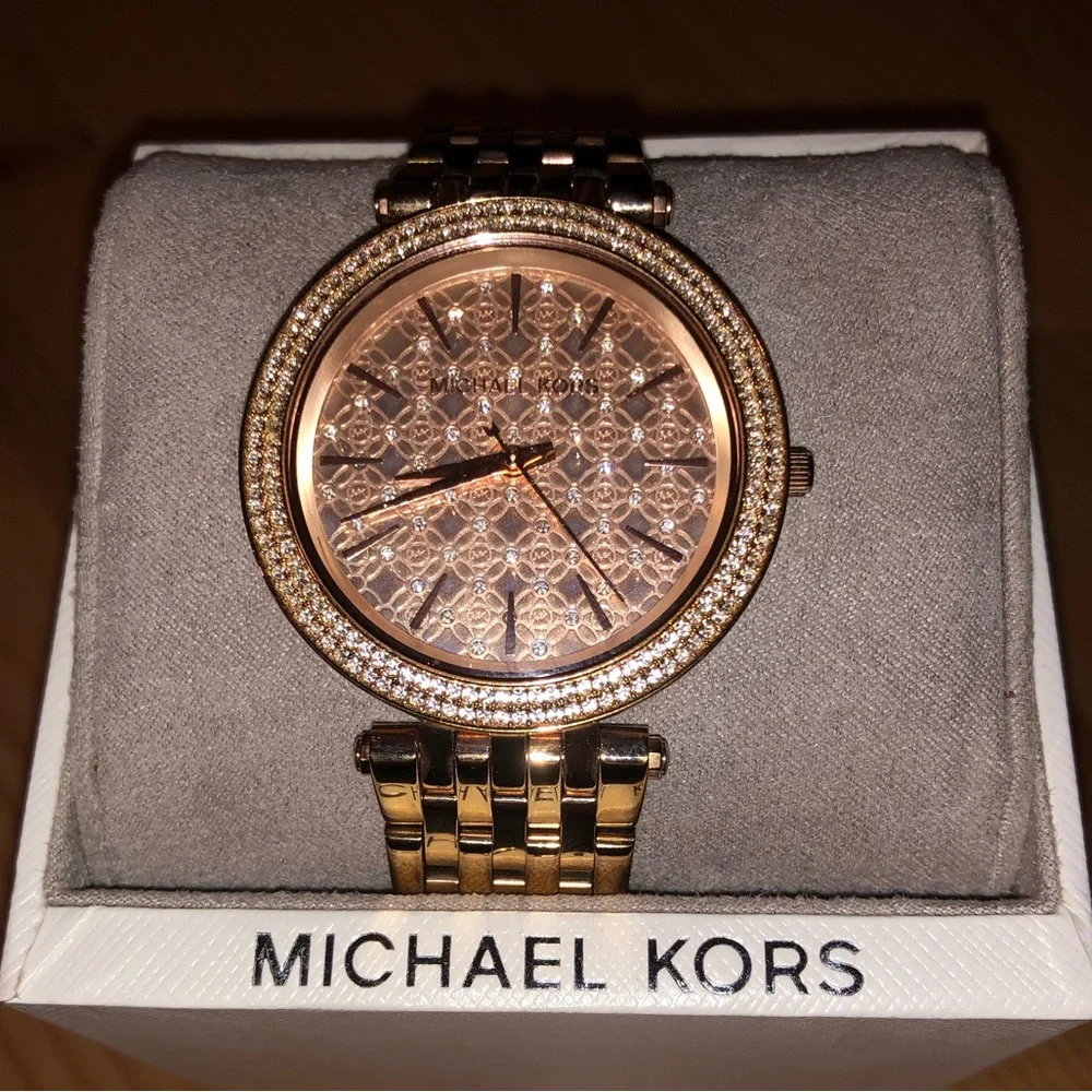 Michael Kors MK3399 Darcy Rose Dial Women's Watch - Picture 3 of 3